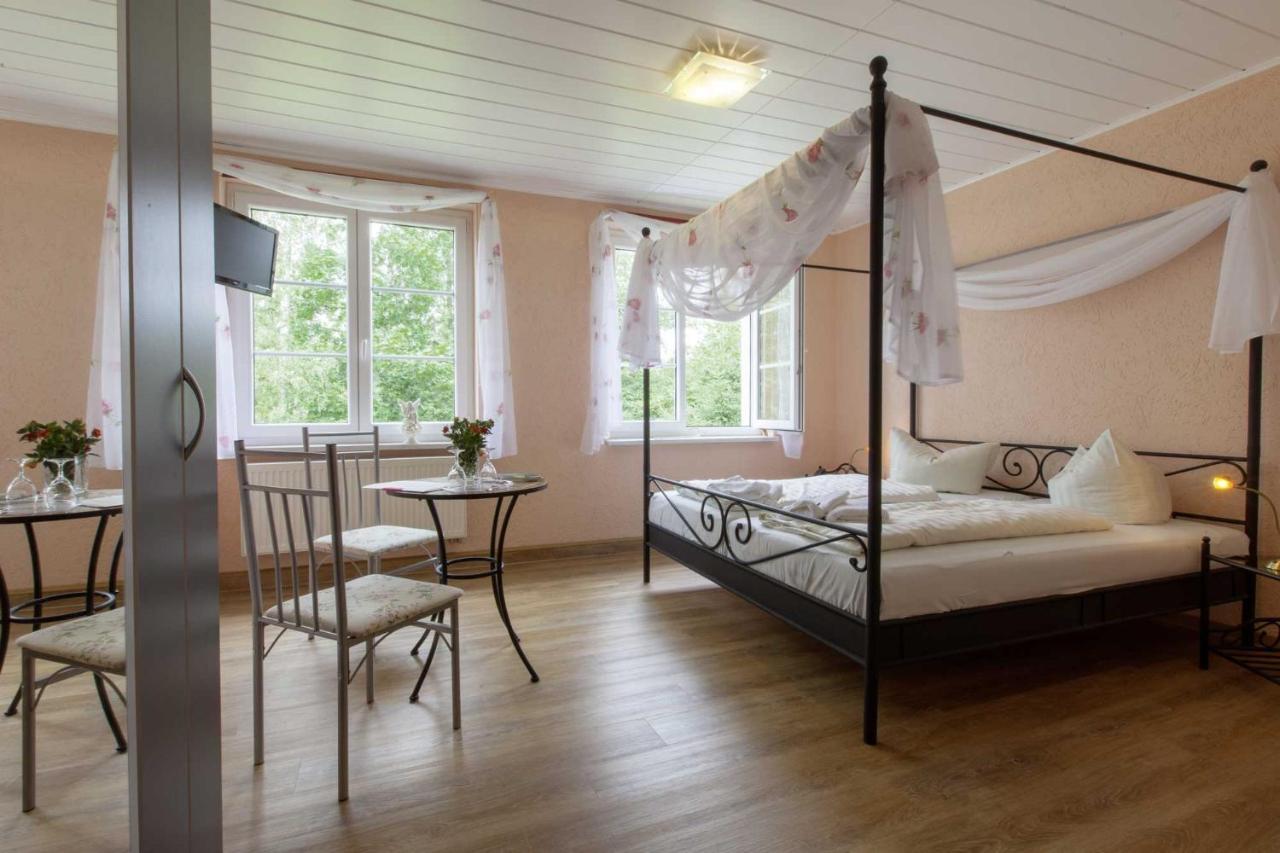 Kraeuterbaude Hotell Saupsdorf Exteriör bild
