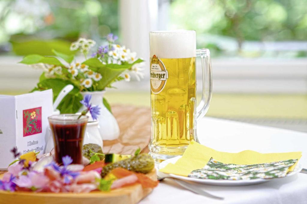 Kraeuterbaude Hotell Saupsdorf Exteriör bild